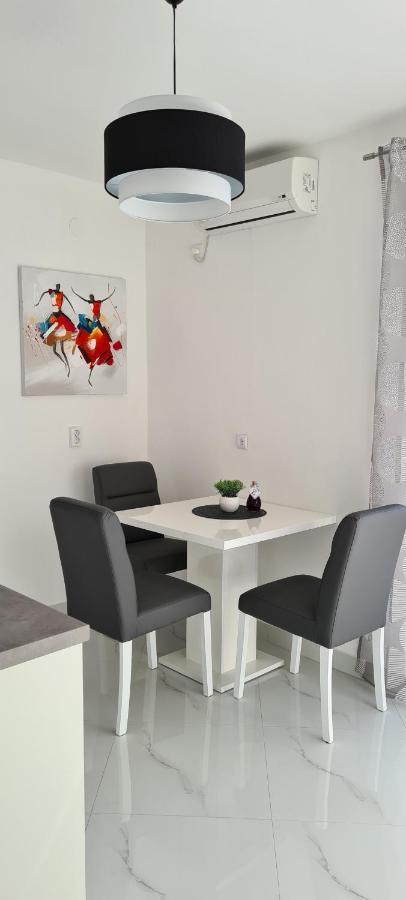 Apartments Orlic Sali Εξωτερικό φωτογραφία